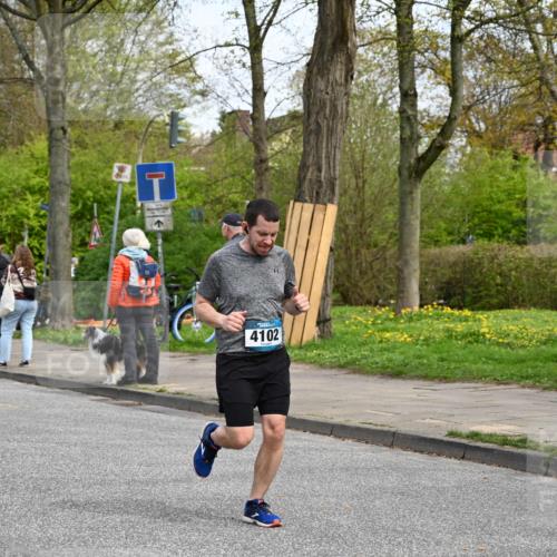 12.04.2026 - 45. Internationalen Wilhelmsburger Insellauf J. Mangold http://msf.ph/oto/9513272 12.04.2026 13:08:26 Ziel 5215, 4940, 4454, 4046, 4824, 5548, 5547, 4640, 5231, 5306, 3896, 4967, 2436, 2045, 3745, 2046, 4102, 5795, 4860, 5313, 5027, 5093, 5020, 4265, 3035, 5305, 4757, 4039, 4901, 5746, 2560, 5229, 2077, 2923, 4652, 2260, 3261, 5324, 3406, 3359, 2981, 5712, 3791 meine-sportfotos.de