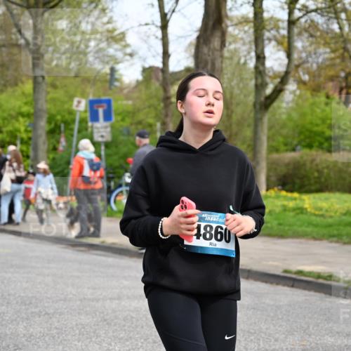 12.04.2026 - 45. Internationalen Wilhelmsburger Insellauf J. Mangold http://msf.ph/oto/9513306 12.04.2026 13:08:30 Ziel 4454, 4046, 4824, 5548, 5547, 4640, 5231, 5306, 3896, 4967, 2436, 2045, 3745, 2046, 4102, 5795, 4860, 5313, 5027, 5093, 5020, 5020, 4265, 3035, 5305, 4757, 4039, 4901, 5746, 2560, 5229, 2077, 2923, 2077, 2923, 4652, 2260, 3261, 5324, 3406, 3359, 2981, 5712, 3791, 4453, 4204, 4611, 2440 meine-sportfotos.de