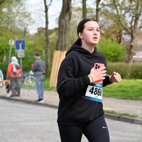 12.04.2026 - 45. Internationalen Wilhelmsburger Insellauf J. Mangold http://msf.ph/oto/9513308 12.04.2026 13:08:30 Ziel 4454, 4046, 4824, 5548, 5547, 4640, 5231, 5306, 3896, 4967, 2436, 2045, 3745, 2046, 4102, 5795, 4860, 5313, 5027, 5093, 5020, 5020, 4265, 3035, 5305, 4757, 4039, 4901, 5746, 2560, 5229, 2077, 2923, 2077, 2923, 4652, 2260, 3261, 5324, 3406, 3359, 2981, 5712, 3791, 4453, 4204, 4611, 2440 meine-sportfotos.de