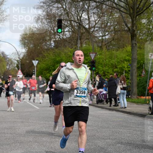 12.04.2026 - 45. Internationalen Wilhelmsburger Insellauf J. Mangold http://msf.ph/oto/9513410 12.04.2026 13:08:52 Ziel 5027, 5093, 5020, 4265, 3035, 5305, 4757, 4039, 4901, 5746, 2560, 5229, 2077, 2923, 4652, 2260, 3261, 5324, 3406, 3359, 2981, 5712, 3791, 4453, 4204, 4611, 2440, 2011, 5783, 4973, 4771, 5586, 5596, 5586, 5596, 4777, 5641, 5631, 4318, 4911, 4857, 3076, 5682, 5611 meine-sportfotos.de