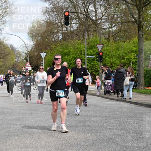 12.04.2026 - 45. Internationalen Wilhelmsburger Insellauf J. Mangold http://msf.ph/oto/9513432 12.04.2026 13:08:56 Ziel 4265, 3035, 5305, 4757, 4039, 4901, 5746, 2560, 5229, 2077, 2923, 4652, 2260, 3261, 5324, 3406, 3359, 2981, 5712, 3791, 4453, 4204, 4611, 2440, 2011, 2011, 5783, 4973, 4771, 5586, 5596, 4777, 5641, 5631, 4318, 4911, 4857, 3076, 5682, 5611, 5108, 4288, 5190, 3121 meine-sportfotos.de