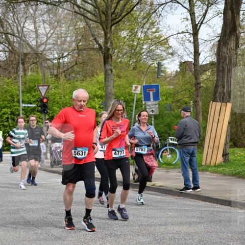 12.04.2026 - 45. Internationalen Wilhelmsburger Insellauf J. Mangold http://msf.ph/oto/9513463 12.04.2026 13:09:00 Ziel 4901, 5746, 2560, 5229, 2077, 2923, 4652, 2260, 3261, 5324, 3406, 3359, 2981, 5712, 3791, 4453, 4204, 4611, 2440, 2011, 5783, 5783, 4973, 4771, 5586, 5596, 4777, 5641, 5631, 4318, 4911, 4857, 4857, 3076, 5682, 5611, 5108, 4288, 5190, 3121, 2337, 3056, 2688, 4776, 2689 meine-sportfotos.de