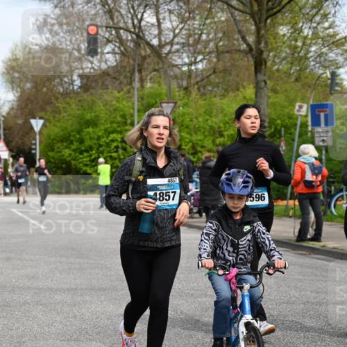 12.04.2026 - 45. Internationalen Wilhelmsburger Insellauf J. Mangold http://msf.ph/oto/9513494 12.04.2026 13:09:04 Ziel 2560, 5229, 2077, 2923, 4652, 2260, 3261, 5324, 3406, 3359, 2981, 5712, 3791, 4453, 4204, 4611, 2440, 2011, 5783, 4973, 4771, 5586, 5596, 5586, 5596, 4777, 5641, 5631, 4318, 4911, 4857, 3076, 5682, 5611, 5611, 5108, 4288, 5190, 3121, 2337, 3056, 2688, 4776, 2689, 5095, 3571, 5760, 3019, 3440 meine-sportfotos.de