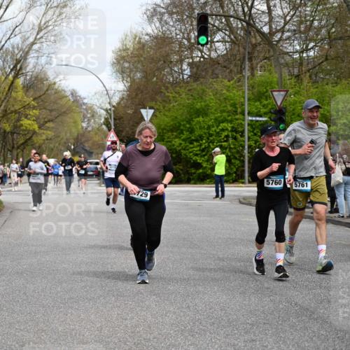 12.04.2026 - 45. Internationalen Wilhelmsburger Insellauf J. Mangold http://msf.ph/oto/9513613 12.04.2026 13:09:28 Ziel 4771, 5586, 5596, 4777, 5641, 5631, 4318, 4911, 4857, 3076, 5682, 5611, 5108, 4288, 5190, 3121, 2337, 3056, 2688, 4776, 2689, 5095, 3571, 5760, 3019, 3440, 5760, 3019, 3440, 5761, 4335, 3807, 4794, 2687, 5090, 5256, 5256, 4419, 5454, 5624, 5005, 3557, 3729, 3890, 5282, 2072, 5130 meine-sportfotos.de