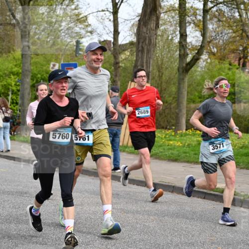 12.04.2026 - 45. Internationalen Wilhelmsburger Insellauf J. Mangold http://msf.ph/oto/9513626 12.04.2026 13:09:29 Ziel 5586, 5596, 4777, 5641, 5631, 4318, 4911, 4857, 3076, 5682, 5611, 5108, 4288, 5190, 3121, 2337, 3056, 2688, 4776, 2689, 5095, 3571, 5760, 3019, 3440, 5761, 5761, 4335, 3807, 4794, 2687, 5090, 5256, 4419, 5454, 4419, 5454, 5624, 5005, 3557, 3729, 3890, 5282, 2072, 5130, 3004, 2103, 5089, 2001, 4116 meine-sportfotos.de