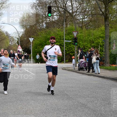 12.04.2026 - 45. Internationalen Wilhelmsburger Insellauf J. Mangold http://msf.ph/oto/9513647 12.04.2026 13:09:32 Ziel 5641, 5631, 4318, 4911, 4857, 3076, 5682, 5611, 5108, 4288, 5190, 3121, 2337, 3056, 2688, 4776, 2689, 5095, 3571, 5760, 3019, 3440, 5761, 4335, 3807, 4794, 2687, 5090, 5256, 4419, 5454, 5624, 5005, 3557, 3557, 3729, 3890, 5282, 2072, 5130, 3004, 2103, 5089, 2001, 4116, 2743 meine-sportfotos.de