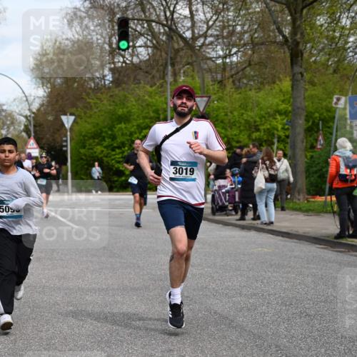 12.04.2026 - 45. Internationalen Wilhelmsburger Insellauf J. Mangold http://msf.ph/oto/9513650 12.04.2026 13:09:33 Ziel 5641, 5631, 4318, 4911, 4857, 3076, 5682, 5611, 5108, 4288, 5190, 3121, 2337, 3056, 2688, 4776, 2689, 5095, 3571, 5760, 3019, 3440, 5761, 4335, 3807, 4794, 2687, 5090, 5256, 4419, 5454, 5624, 5005, 3557, 3729, 3729, 3890, 5282, 2072, 5130, 3004, 2103, 5089, 2001, 4116, 2743, 3673, 4961, 3919, 3793 meine-sportfotos.de