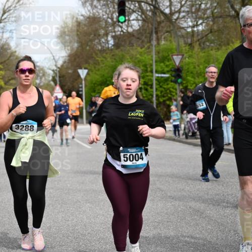 12.04.2026 - 45. Internationalen Wilhelmsburger Insellauf J. Mangold http://msf.ph/oto/9513965 12.04.2026 13:10:19 Ziel 2743, 3673, 4961, 3919, 3793, 3549, 5646, 5287, 4910, 4278, 4935, 2129, 2982, 2121, 2289, 4250, 5612, 3338, 5704, 4578, 4579, 4356, 3445, 3446, 4562, 3654, 3269, 4552, 4562, 3654, 3269, 4552, 3285, 3288, 5444, 5443, 5830, 5259, 3407, 3948, 3949, 4540, 2315, 5494, 4909, 5004, 5004, 4969, 5762, 4769, 4798, 4134, 4799, 5681, 2897, 3462, 5160, 5768, 3243, 4916, 5161, 3211 meine-sportfotos.de