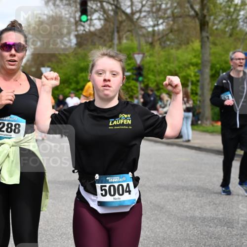 12.04.2026 - 45. Internationalen Wilhelmsburger Insellauf J. Mangold http://msf.ph/oto/9513974 12.04.2026 13:10:20 Ziel 2743, 3673, 4961, 3919, 3793, 3549, 5646, 5287, 4910, 4278, 4935, 2129, 2982, 2121, 2289, 4250, 5612, 3338, 5704, 4578, 4579, 4356, 3445, 3446, 4562, 3654, 3269, 4552, 3285, 3288, 3285, 3288, 5444, 5443, 5830, 5259, 3407, 3948, 3949, 4540, 2315, 5494, 4909, 5004, 4969, 5762, 4769, 4798, 4134, 4799, 5681, 2897, 3462, 5160, 5768, 3243, 4916, 5161, 3211, 5584 meine-sportfotos.de