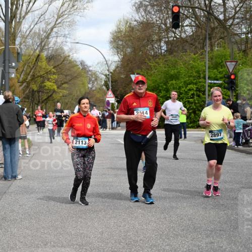 12.04.2026 - 45. Internationalen Wilhelmsburger Insellauf J. Mangold http://msf.ph/oto/9514074 12.04.2026 13:10:37 Ziel 5612, 3338, 5704, 4578, 4579, 4356, 3445, 3446, 4562, 3654, 3269, 4552, 3285, 3288, 5444, 5443, 5830, 5259, 3407, 3948, 3949, 4540, 2315, 5494, 4909, 5004, 4969, 5762, 4769, 4798, 4134, 4799, 5681, 5681, 2897, 3462, 5160, 5768, 3243, 4916, 5161, 3211, 5584, 4770, 5246, 2926, 2927, 5195, 4692, 5417, 5199, 2889, 2714, 4216, 4895, 3932, 2114, 2519, 2113 meine-sportfotos.de