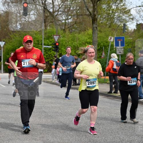 12.04.2026 - 45. Internationalen Wilhelmsburger Insellauf J. Mangold http://msf.ph/oto/9514082 12.04.2026 13:10:38 Ziel 5612, 3338, 5704, 4578, 4579, 4356, 3445, 3446, 4562, 3654, 3269, 4552, 3285, 3288, 5444, 5443, 5830, 5259, 3407, 3948, 3949, 4540, 2315, 5494, 4909, 5004, 4969, 5762, 4769, 4798, 4134, 4799, 5681, 2897, 3462, 5160, 5768, 3243, 4916, 5161, 3211, 5584, 4770, 5246, 2926, 2927, 5195, 4692, 5417, 5195, 4692, 5417, 5199, 2889, 2714, 4216, 4895, 3932, 2114, 2519, 2113, 2076, 4106 meine-sportfotos.de