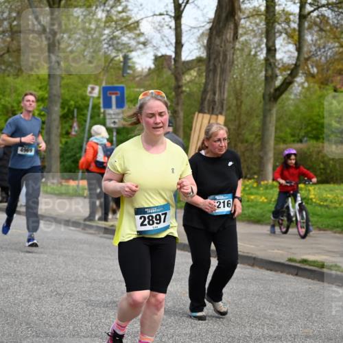 12.04.2026 - 45. Internationalen Wilhelmsburger Insellauf J. Mangold http://msf.ph/oto/9514090 12.04.2026 13:10:39 Ziel 5612, 3338, 5704, 4578, 4579, 4356, 3445, 3446, 4562, 3654, 3269, 4552, 3285, 3288, 5444, 5443, 5830, 5259, 3407, 3948, 3949, 4540, 2315, 5494, 4909, 5004, 4969, 5762, 4769, 4798, 4134, 4799, 5681, 2897, 3462, 2897, 3462, 5160, 5768, 3243, 4916, 5161, 3211, 5584, 4770, 5246, 2926, 2927, 5195, 4692, 5417, 5199, 2889, 5199, 2889, 2714, 4216, 4895, 3932, 2114, 2519, 2113, 2076, 4106, 3247 meine-sportfotos.de