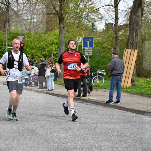 12.04.2026 - 45. Internationalen Wilhelmsburger Insellauf J. Mangold http://msf.ph/oto/9514110 12.04.2026 13:10:43 Ziel 4579, 4356, 3445, 3446, 4562, 3654, 3269, 4552, 3285, 3288, 5444, 5443, 5830, 5259, 3407, 3948, 3949, 4540, 2315, 5494, 4909, 5004, 4969, 5762, 4769, 4798, 4134, 4799, 5681, 2897, 3462, 5160, 5768, 3243, 4916, 5161, 3211, 5161, 3211, 5584, 4770, 5246, 2926, 2927, 5195, 4692, 5417, 5199, 2889, 2714, 4216, 4216, 4895, 3932, 2114, 2519, 2113, 2076, 4106, 3247, 5180, 3101, 3734 meine-sportfotos.de