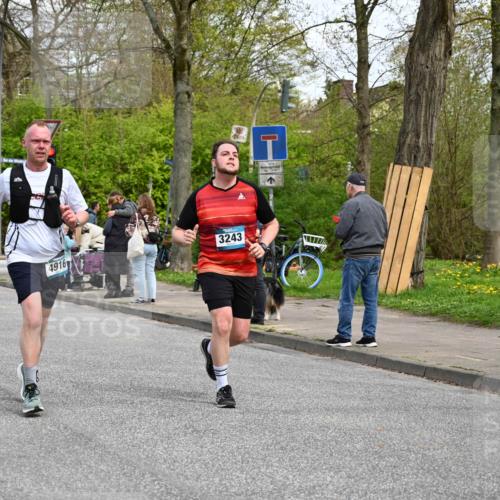 12.04.2026 - 45. Internationalen Wilhelmsburger Insellauf J. Mangold http://msf.ph/oto/9514111 12.04.2026 13:10:43 Ziel 4579, 4356, 3445, 3446, 4562, 3654, 3269, 4552, 3285, 3288, 5444, 5443, 5830, 5259, 3407, 3948, 3949, 4540, 2315, 5494, 4909, 5004, 4969, 5762, 4769, 4798, 4134, 4799, 5681, 2897, 3462, 5160, 5768, 3243, 4916, 5161, 3211, 5161, 3211, 5584, 4770, 5246, 2926, 2927, 5195, 4692, 5417, 5199, 2889, 2714, 4216, 4216, 4895, 3932, 2114, 2519, 2113, 2076, 4106, 3247, 5180, 3101, 3734 meine-sportfotos.de