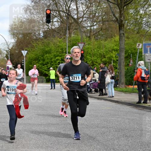 12.04.2026 - 45. Internationalen Wilhelmsburger Insellauf J. Mangold http://msf.ph/oto/9514130 12.04.2026 13:10:46 Ziel 5444, 5443, 5830, 5259, 3407, 3948, 3949, 4540, 2315, 5494, 4909, 5004, 4969, 5762, 4769, 4798, 4134, 4799, 5681, 2897, 3462, 5160, 5768, 3243, 4916, 5161, 3211, 5584, 4770, 5246, 5246, 2926, 2927, 5195, 4692, 5417, 5199, 2889, 2714, 4216, 4895, 3932, 2114, 2519, 2113, 2113, 2076, 4106, 3247, 5180, 3101, 3734, 4796 meine-sportfotos.de