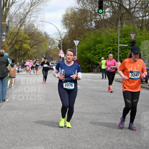 12.04.2026 - 45. Internationalen Wilhelmsburger Insellauf J. Mangold http://msf.ph/oto/9514155 12.04.2026 13:10:59 Ziel 4769, 4798, 4134, 4799, 5681, 2897, 3462, 5160, 5768, 3243, 4916, 5161, 3211, 5584, 4770, 5246, 2926, 2927, 5195, 4692, 5417, 5199, 2889, 2714, 4216, 4895, 3932, 2114, 2519, 2113, 2076, 4106, 3247, 5180, 3101, 3734, 4796, 2461, 4810, 3994, 4558, 3573, 4427, 2844, 3115, 4726, 4051, 2827, 2825, 4985 meine-sportfotos.de