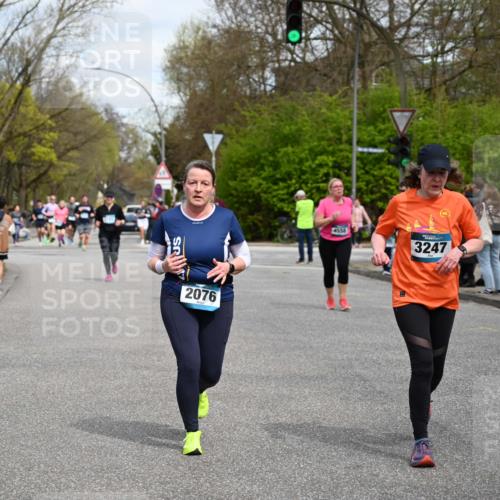 12.04.2026 - 45. Internationalen Wilhelmsburger Insellauf J. Mangold http://msf.ph/oto/9514158 12.04.2026 13:10:59 Ziel 4769, 4798, 4134, 4799, 5681, 2897, 3462, 5160, 5768, 3243, 4916, 5161, 3211, 5584, 4770, 5246, 2926, 2927, 5195, 4692, 5417, 5199, 2889, 2714, 4216, 4895, 3932, 2114, 2519, 2113, 2076, 4106, 3247, 5180, 3101, 3734, 4796, 2461, 4810, 3994, 4558, 3573, 4427, 2844, 3115, 4726, 4051, 2827, 2825, 4985 meine-sportfotos.de