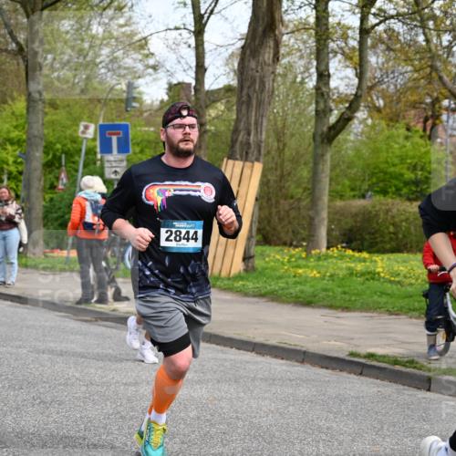 12.04.2026 - 45. Internationalen Wilhelmsburger Insellauf J. Mangold http://msf.ph/oto/9514223 12.04.2026 13:11:13 Ziel 2926, 2927, 5195, 4692, 5417, 5199, 2889, 2714, 4216, 4895, 3932, 2114, 2519, 2113, 2076, 4106, 3247, 5180, 3101, 3734, 4796, 2461, 4810, 2461, 4810, 3994, 4558, 3573, 4427, 2844, 3115, 4726, 4051, 2827, 2825, 4985, 4193, 3643, 5525, 5403, 3643, 5525, 5403, 2084, 5772, 3733, 4730, 3969, 3055, 4664, 2396, 3079, 3138 meine-sportfotos.de