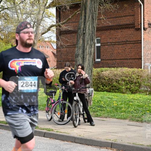 12.04.2026 - 45. Internationalen Wilhelmsburger Insellauf J. Mangold http://msf.ph/oto/9514232 12.04.2026 13:11:13 Ziel 2926, 2927, 5195, 4692, 5417, 5199, 2889, 2714, 4216, 4895, 3932, 2114, 2519, 2113, 2076, 4106, 3247, 5180, 3101, 3734, 4796, 2461, 4810, 2461, 4810, 3994, 4558, 3573, 4427, 2844, 3115, 4726, 4051, 2827, 2825, 4985, 4193, 3643, 5525, 5403, 3643, 5525, 5403, 2084, 5772, 3733, 4730, 3969, 3055, 4664, 2396, 3079, 3138 meine-sportfotos.de