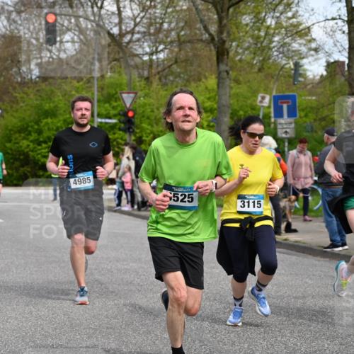12.04.2026 - 45. Internationalen Wilhelmsburger Insellauf J. Mangold http://msf.ph/oto/9514262 12.04.2026 13:11:22 Ziel 3932, 2114, 2519, 2113, 2076, 4106, 3247, 5180, 3101, 3734, 4796, 2461, 4810, 3994, 4558, 3573, 4427, 2844, 3115, 4726, 4051, 2827, 2825, 4985, 4985, 4193, 3643, 5525, 5403, 2084, 5772, 3733, 4730, 3969, 3055, 4664, 2396, 3079, 3138, 5402, 2136, 4683, 5640, 4480, 4987, 2445, 4930 meine-sportfotos.de