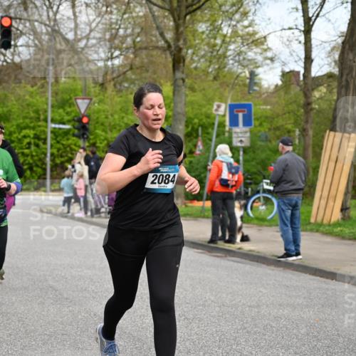 12.04.2026 - 45. Internationalen Wilhelmsburger Insellauf J. Mangold http://msf.ph/oto/9514327 12.04.2026 13:11:30 Ziel 3101, 3734, 4796, 2461, 4810, 3994, 4558, 3573, 4427, 2844, 3115, 4726, 4051, 2827, 2825, 4985, 4193, 3643, 5525, 5403, 2084, 5772, 3733, 4730, 3969, 3055, 4664, 2396, 3079, 3138, 5402, 2136, 4683, 5640, 5640, 4480, 4987, 2445, 4930, 2024, 4328, 4276, 5031, 4532, 2742 meine-sportfotos.de