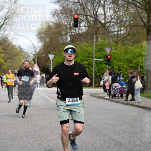 12.04.2026 - 45. Internationalen Wilhelmsburger Insellauf J. Mangold http://msf.ph/oto/9514362 12.04.2026 13:11:35 Ziel 4796, 2461, 4810, 3994, 4558, 3573, 4427, 2844, 3115, 4726, 4051, 2827, 2825, 4985, 4193, 3643, 5525, 5403, 2084, 5772, 3733, 4730, 3969, 3055, 4664, 2396, 3079, 2396, 3079, 3138, 5402, 2136, 4683, 5640, 4480, 4987, 2445, 4930, 2024, 2024, 4328, 4276, 5031, 4532, 2742, 5437 meine-sportfotos.de