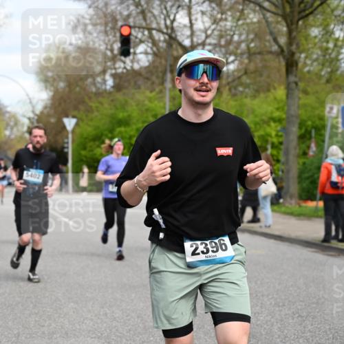 12.04.2026 - 45. Internationalen Wilhelmsburger Insellauf J. Mangold http://msf.ph/oto/9514371 12.04.2026 13:11:35 Ziel 4796, 2461, 4810, 3994, 4558, 3573, 4427, 2844, 3115, 4726, 4051, 2827, 2825, 4985, 4193, 3643, 5525, 5403, 2084, 5772, 3733, 4730, 3969, 3055, 4664, 2396, 3079, 2396, 3079, 3138, 5402, 2136, 4683, 5640, 4480, 4987, 2445, 4930, 2024, 2024, 4328, 4276, 5031, 4532, 2742, 5437 meine-sportfotos.de