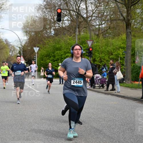 12.04.2026 - 45. Internationalen Wilhelmsburger Insellauf J. Mangold http://msf.ph/oto/9514399 12.04.2026 13:11:39 Ziel 3994, 4558, 3573, 4427, 2844, 3115, 4726, 4051, 2827, 2825, 4985, 4193, 3643, 5525, 5403, 2084, 5772, 3733, 4730, 3969, 3055, 4664, 2396, 3079, 3138, 5402, 2136, 2136, 4683, 5640, 4480, 4987, 2445, 4930, 2024, 4328, 4276, 5031, 4276, 5031, 4532, 2742, 5437, 4847, 4846 meine-sportfotos.de