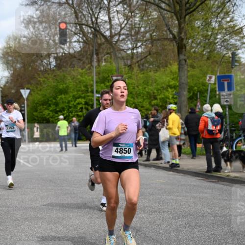 12.04.2026 - 45. Internationalen Wilhelmsburger Insellauf J. Mangold http://msf.ph/oto/9514560 12.04.2026 13:12:10 Ziel 4987, 2445, 4930, 2024, 4328, 4276, 5031, 4532, 2742, 5437, 4847, 4846, 4850, 4550, 3914, 2545, 3352, 3348, 5750, 5855, 2280, 3441, 5674, 4841, 2275, 4671, 4627, 4628, 3638 meine-sportfotos.de