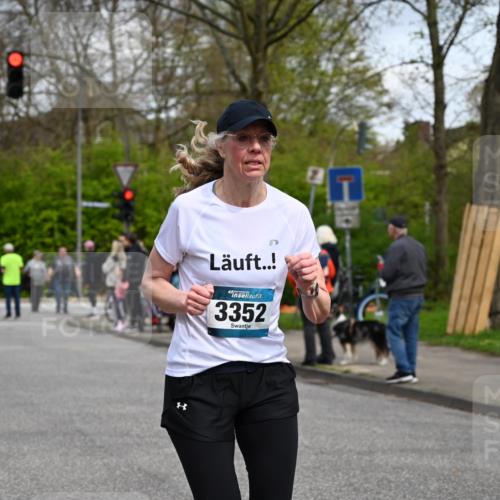 12.04.2026 - 45. Internationalen Wilhelmsburger Insellauf J. Mangold http://msf.ph/oto/9514589 12.04.2026 13:12:13 Ziel 4328, 4276, 5031, 4532, 2742, 5437, 4847, 4846, 4850, 4550, 3914, 2545, 3352, 3348, 3348, 5750, 5855, 2280, 3441, 5674, 4841, 3441, 5674, 4841, 2275, 4671, 4627, 4628, 3638, 4385 meine-sportfotos.de