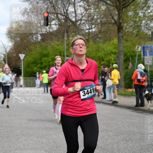 12.04.2026 - 45. Internationalen Wilhelmsburger Insellauf J. Mangold http://msf.ph/oto/9514650 12.04.2026 13:12:23 Ziel 4847, 4846, 4850, 4550, 3914, 2545, 3352, 3348, 5750, 5855, 2280, 3441, 5674, 4841, 2275, 4671, 4627, 4628, 3638, 4385, 2274, 4919, 4720, 4721, 2998, 4693, 3519, 4970, 3686 meine-sportfotos.de