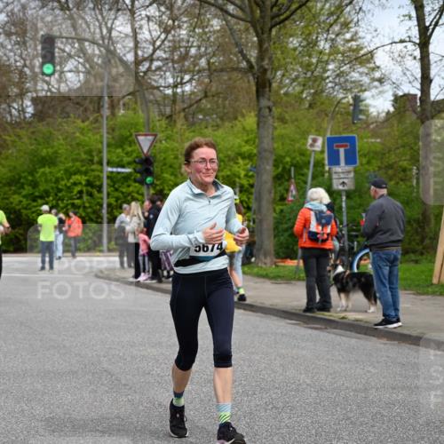 12.04.2026 - 45. Internationalen Wilhelmsburger Insellauf J. Mangold http://msf.ph/oto/9514680 12.04.2026 13:12:27 Ziel 4847, 4846, 4850, 4550, 3914, 2545, 3352, 3348, 5750, 5855, 2280, 3441, 5674, 4841, 2275, 4671, 4627, 4628, 3638, 4385, 2274, 4919, 4720, 4720, 4721, 2998, 4693, 3519, 4970, 3686, 4643, 2877 meine-sportfotos.de