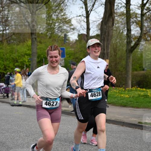 12.04.2026 - 45. Internationalen Wilhelmsburger Insellauf J. Mangold http://msf.ph/oto/9514727 12.04.2026 13:12:35 Ziel 2545, 3352, 3348, 5750, 5855, 2280, 3441, 5674, 4841, 2275, 4671, 4627, 4628, 3638, 4385, 2274, 4919, 4720, 4721, 2998, 4693, 3519, 4970, 3686, 4643, 2877, 5265, 5266, 4648, 2026, 5457, 4320, 4249, 3033, 2470, 4364, 3942, 5221, 3540, 3933 meine-sportfotos.de