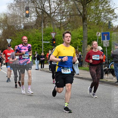 12.04.2026 - 45. Internationalen Wilhelmsburger Insellauf J. Mangold http://msf.ph/oto/9514754 12.04.2026 13:12:39 Ziel 5750, 5855, 2280, 3441, 5674, 4841, 2275, 4671, 4627, 4628, 3638, 4385, 2274, 4919, 4720, 4720, 4721, 2998, 4693, 3519, 4970, 3686, 4643, 2877, 5265, 5266, 4648, 2026, 5457, 4320, 4249, 3033, 2470, 4364, 3942, 5221, 3540, 3933, 3935, 3805, 5158, 5157, 2462, 4533, 5693 meine-sportfotos.de