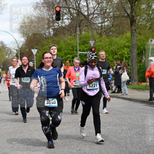 12.04.2026 - 45. Internationalen Wilhelmsburger Insellauf J. Mangold http://msf.ph/oto/9514819 12.04.2026 13:12:49 Ziel 3441, 5674, 4841, 2275, 4671, 4627, 4628, 3638, 4385, 2274, 4919, 4720, 4721, 2998, 4693, 3519, 4970, 3686, 4643, 4643, 2877, 5265, 5266, 4648, 2026, 5457, 4320, 4249, 3033, 2470, 4364, 3942, 5221, 3540, 3933, 3935, 3805, 3805, 5158, 5157, 2462, 4533, 5693, 5637 meine-sportfotos.de