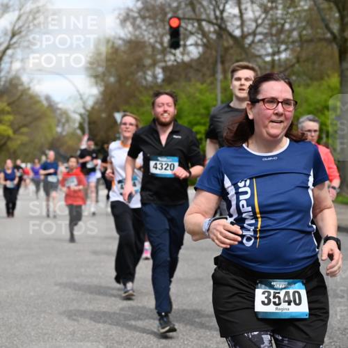 12.04.2026 - 45. Internationalen Wilhelmsburger Insellauf J. Mangold http://msf.ph/oto/9514832 12.04.2026 13:12:51 Ziel 2275, 4671, 4627, 4628, 3638, 4385, 2274, 4919, 4720, 4721, 2998, 4693, 3519, 4970, 3686, 4643, 2877, 5265, 5266, 4648, 2026, 5457, 4320, 4249, 3033, 2470, 4364, 3942, 5221, 3540, 3933, 3935, 3805, 5158, 5157, 2462, 4533, 5693, 2462, 4533, 5693, 5637, 2080, 5819 meine-sportfotos.de