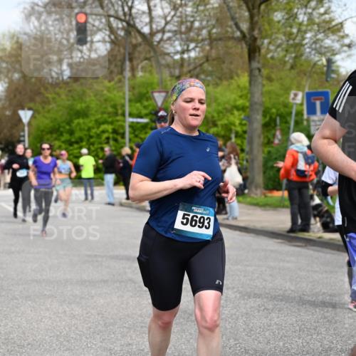 12.04.2026 - 45. Internationalen Wilhelmsburger Insellauf J. Mangold http://msf.ph/oto/9514892 12.04.2026 13:12:58 Ziel 4385, 2274, 4919, 4720, 4721, 2998, 4693, 3519, 4970, 3686, 4643, 2877, 5265, 5266, 4648, 2026, 5457, 4320, 4249, 3033, 2470, 4364, 3942, 5221, 3540, 3540, 3933, 3935, 3805, 5158, 5157, 2462, 4533, 5693, 5637, 5637, 2080, 5819, 2064, 4923, 4281, 3984, 3810, 3268 meine-sportfotos.de