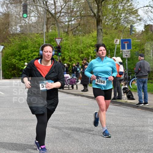 12.04.2026 - 45. Internationalen Wilhelmsburger Insellauf J. Mangold http://msf.ph/oto/9515039 12.04.2026 13:13:22 Ziel 3942, 5221, 3540, 3933, 3935, 3805, 5158, 5157, 2462, 4533, 5693, 5637, 2080, 5819, 2064, 4923, 4281, 3984, 3810, 3268, 3268, 2062, 4783, 4178, 5340, 5340, 2999, 5498, 4465, 5350 meine-sportfotos.de