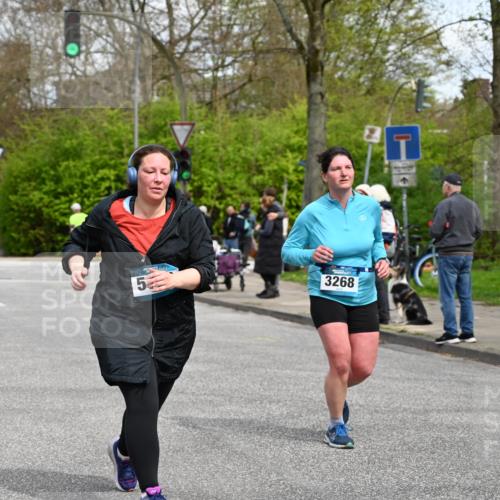 12.04.2026 - 45. Internationalen Wilhelmsburger Insellauf J. Mangold http://msf.ph/oto/9515040 12.04.2026 13:13:22 Ziel 3942, 5221, 3540, 3933, 3935, 3805, 5158, 5157, 2462, 4533, 5693, 5637, 2080, 5819, 2064, 4923, 4281, 3984, 3810, 3268, 3268, 2062, 4783, 4178, 5340, 5340, 2999, 5498, 4465, 5350 meine-sportfotos.de