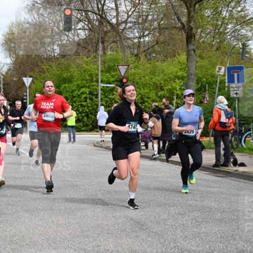 12.04.2026 - 45. Internationalen Wilhelmsburger Insellauf J. Mangold http://msf.ph/oto/9515182 12.04.2026 13:14:27 Ziel 5418, 5481, 4228, 4573, 3360, 3443, 3469, 2107, 4421, 5242, 3425, 5142, 4852, 2430, 5813, 4747, 4747, 3773, 5602, 4960, 4418, 5156, 4111, 3306, 3328, 2772, 5348, 4837, 4838, 4669 meine-sportfotos.de