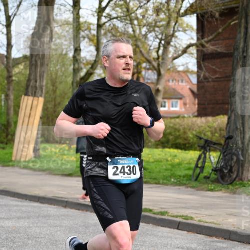 12.04.2026 - 45. Internationalen Wilhelmsburger Insellauf J. Mangold http://msf.ph/oto/9515220 12.04.2026 13:14:32 Ziel 4228, 4573, 3360, 3443, 3469, 2107, 4421, 5242, 3425, 5142, 4852, 2430, 5813, 4747, 3773, 5602, 4960, 4418, 5156, 4111, 3306, 3328, 2772, 5348, 4837, 4838, 4669, 2110, 4695, 2815, 2785, 2043, 2118, 5755, 5029 meine-sportfotos.de