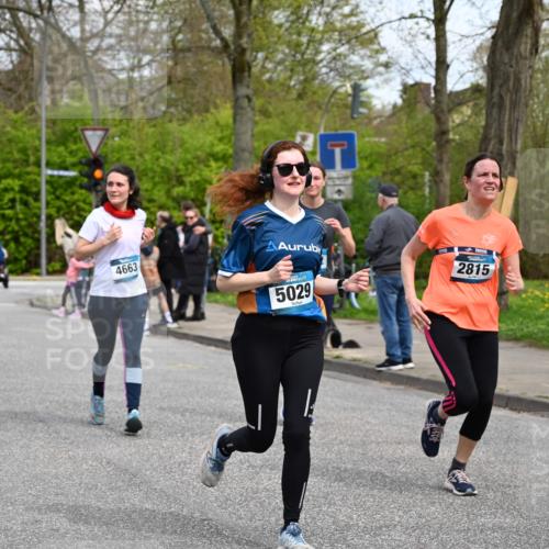 12.04.2026 - 45. Internationalen Wilhelmsburger Insellauf J. Mangold http://msf.ph/oto/9515355 12.04.2026 13:14:53 Ziel 3773, 5602, 4960, 4418, 5156, 4111, 3306, 3328, 2772, 5348, 4837, 4838, 4669, 2110, 4695, 2815, 2785, 2785, 2043, 2118, 5755, 5029, 4662, 4663, 4559, 3308, 3881, 3882, 3767, 3765, 4366, 4227, 3232, 2774, 5725 meine-sportfotos.de