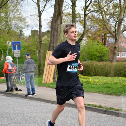 12.04.2026 - 45. Internationalen Wilhelmsburger Insellauf J. Mangold http://msf.ph/oto/9515403 12.04.2026 13:15:06 Ziel 5348, 4837, 4838, 4669, 2110, 4695, 2815, 2785, 2043, 2118, 5755, 5029, 4662, 4663, 4559, 3308, 3881, 3881, 3882, 3767, 3765, 4366, 4227, 3232, 2774, 5725, 3770, 2617, 5453, 4942, 4964, 5675, 4616, 4880, 2832, 3803, 3801 meine-sportfotos.de