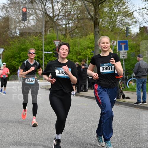 12.04.2026 - 45. Internationalen Wilhelmsburger Insellauf J. Mangold http://msf.ph/oto/9515435 12.04.2026 13:15:11 Ziel 2110, 4695, 2815, 2785, 2043, 2118, 5755, 5029, 4662, 4663, 4559, 3308, 3881, 3882, 3767, 3765, 4366, 4366, 4227, 3232, 2774, 5725, 3770, 2617, 5453, 4942, 4964, 4942, 4964, 5675, 4616, 4880, 2832, 3803, 3801, 3250, 5008, 2853, 3280 meine-sportfotos.de