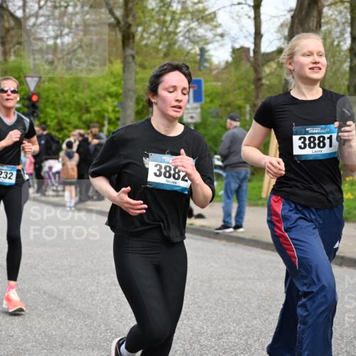 12.04.2026 - 45. Internationalen Wilhelmsburger Insellauf J. Mangold http://msf.ph/oto/9515443 12.04.2026 13:15:12 Ziel 2110, 4695, 2815, 2785, 2043, 2118, 5755, 5029, 4662, 4663, 4559, 3308, 3881, 3882, 3767, 3765, 4366, 4227, 4227, 3232, 2774, 5725, 3770, 2617, 5453, 4942, 4964, 5675, 5675, 4616, 4880, 2832, 3803, 3801, 3250, 5008, 2853, 3280, 3244, 5292, 4861 meine-sportfotos.de