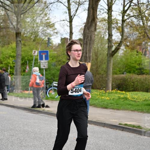 12.04.2026 - 45. Internationalen Wilhelmsburger Insellauf J. Mangold http://msf.ph/oto/9515769 12.04.2026 13:16:27 Ziel 2849, 4808, 5261, 3220, 4502, 3897, 3245, 4849, 3195, 5275, 5269, 4820, 4926, 3656, 4312, 5404, 3704, 3846, 2316, 5487, 3040, 4752, 3886, 3097, 2942, 3575 meine-sportfotos.de