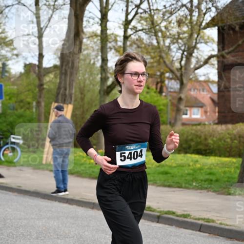 12.04.2026 - 45. Internationalen Wilhelmsburger Insellauf J. Mangold http://msf.ph/oto/9515773 12.04.2026 13:16:28 Ziel 4808, 5261, 3220, 4502, 3897, 3245, 4849, 3195, 5275, 5269, 4820, 4926, 3656, 4312, 5404, 3704, 3704, 3846, 2316, 5487, 3040, 4752, 3886, 3097, 2942, 3575 meine-sportfotos.de