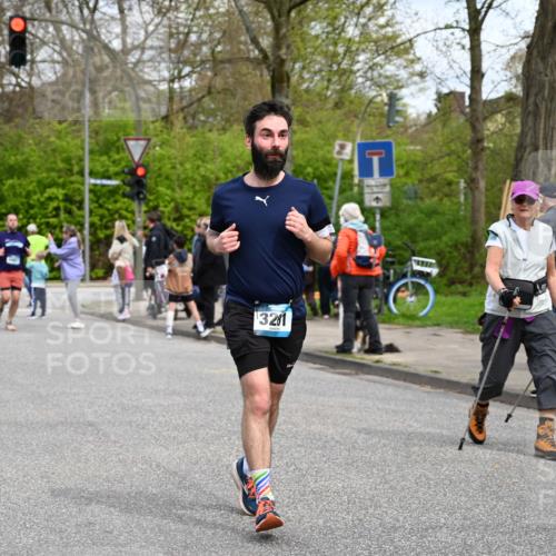 12.04.2026 - 45. Internationalen Wilhelmsburger Insellauf J. Mangold http://msf.ph/oto/9515944 12.04.2026 13:16:54 Ziel 3846, 2316, 5487, 3040, 4752, 3886, 3097, 2942, 3575, 2670, 3061, 3281, 4315, 4867, 4868, 4130, 4129, 2609, 2610, 2571, 5001, 5001, 5532, 4392, 4642, 4957, 3900, 5759, 2030, 3199, 3453 meine-sportfotos.de