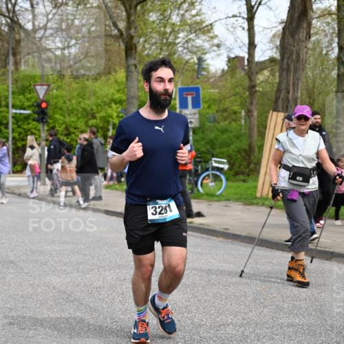 12.04.2026 - 45. Internationalen Wilhelmsburger Insellauf J. Mangold http://msf.ph/oto/9515947 12.04.2026 13:16:54 Ziel 3846, 2316, 5487, 3040, 4752, 3886, 3097, 2942, 3575, 2670, 3061, 3281, 4315, 4867, 4868, 4130, 4129, 2609, 2610, 2571, 5001, 5001, 5532, 4392, 4642, 4957, 3900, 5759, 2030, 3199, 3453 meine-sportfotos.de
