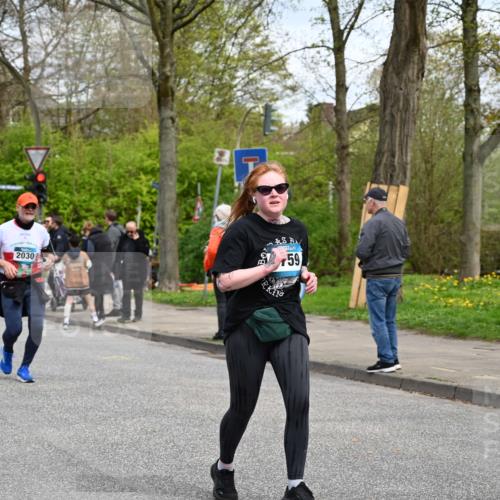 12.04.2026 - 45. Internationalen Wilhelmsburger Insellauf J. Mangold http://msf.ph/oto/9516016 12.04.2026 13:17:14 Ziel 3575, 2670, 3061, 3281, 4315, 4867, 4868, 4130, 4129, 2609, 2610, 2571, 5001, 5532, 4392, 4642, 4957, 3900, 5759, 2030, 3199, 3453, 3455, 4194, 5717, 4804, 3604, 3604, 2125, 2520, 5204, 3272, 4690, 3252, 4697, 2903 meine-sportfotos.de